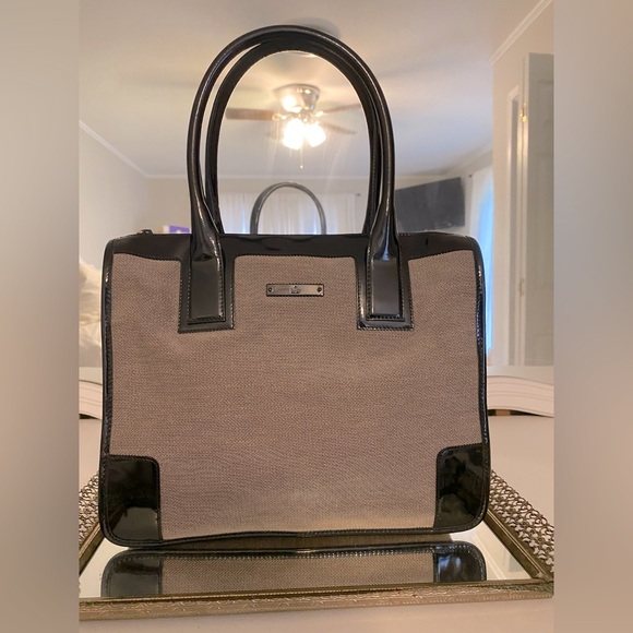 Gucci Handbags - Gucci Canvas and leather tote